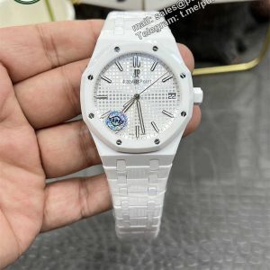 Audemars Piguet 15500 Replica White Ceramic Mod by APS Factory – Full Custom Edition Review (2025)