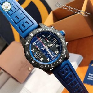 Breitling Endurance Pro 44mm – Real Breitlight Carbon Case [Swiss Quartz Movement]