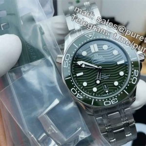 VSF Seamaster 300M Green Dial Replica – 42mm Diver Watch with Green Ceramic Bezel
